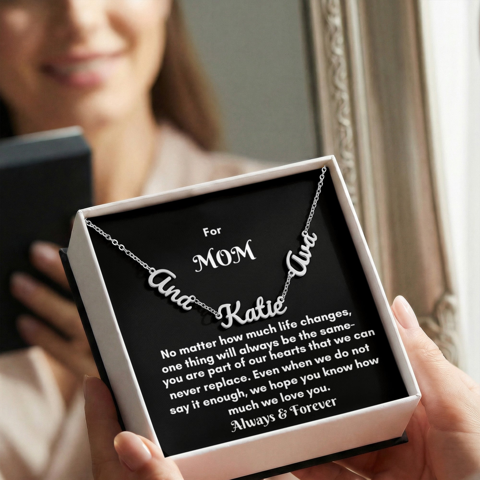 Personalized Name Necklace – A Heartfelt Jewelry Gift for Moms