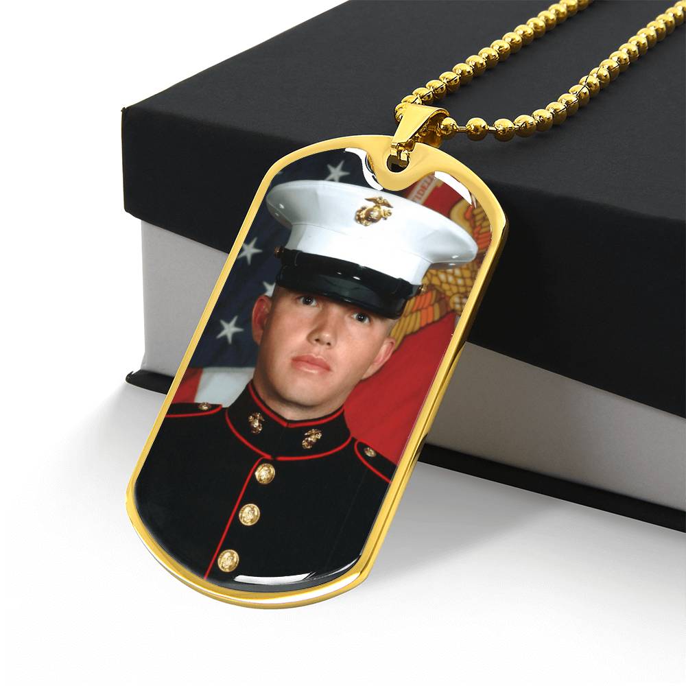 Personalized Dog Tag Necklace for Cherished Memories