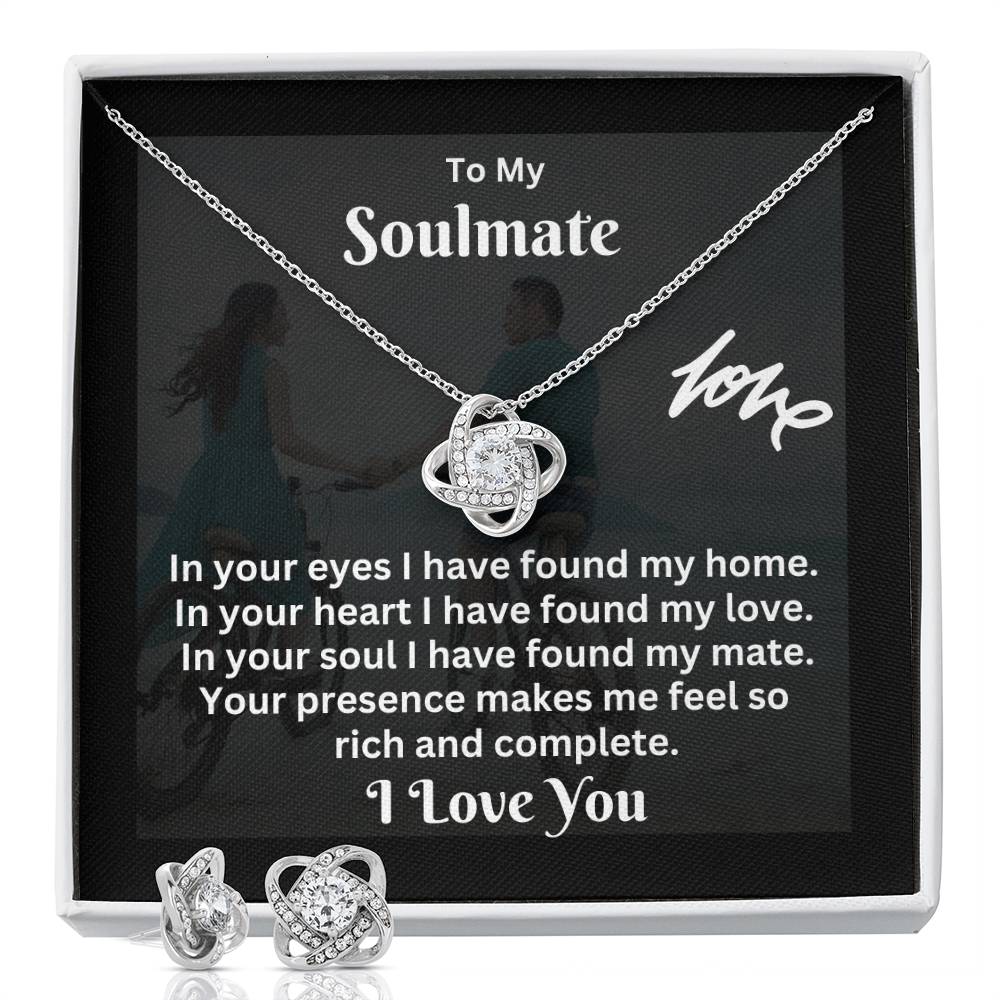 Elevate Your Love Story with the Love Knot Jewelry Set
