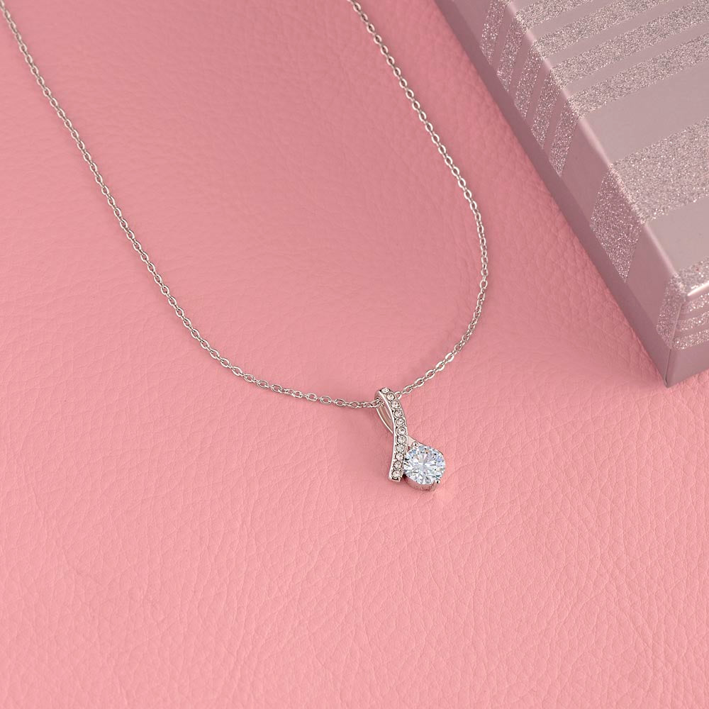 Elegant Alluring Necklace – The Perfect Gift to Dazzle Her Heart