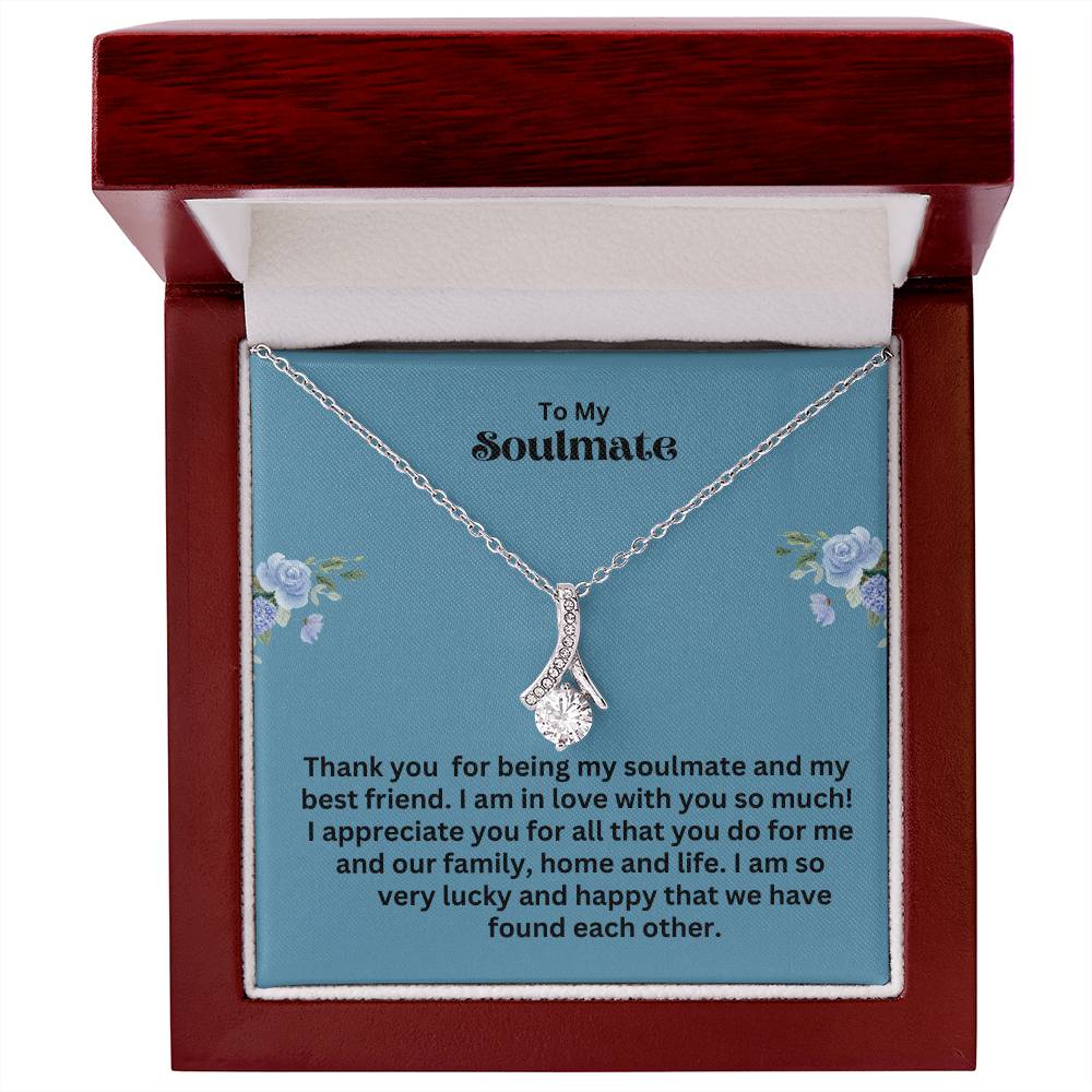 Alluring Beauty Necklace