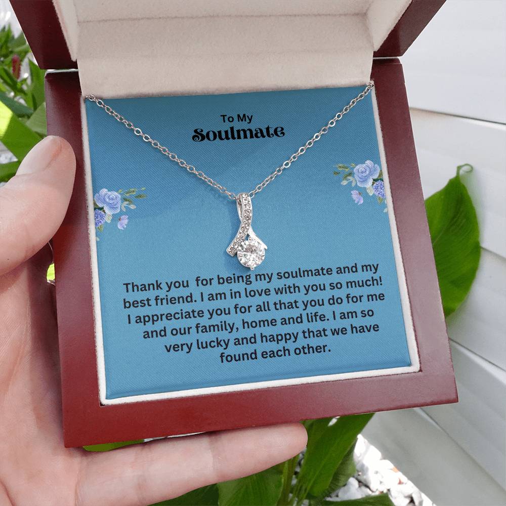 Alluring Beauty Necklacee – Gift Her Timeless Elegance