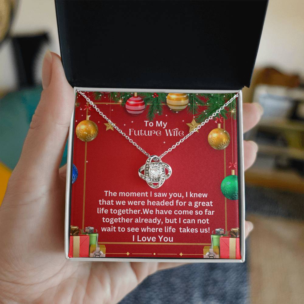 Unforgettable Love Knot Necklace Gift for Your Special Someone
