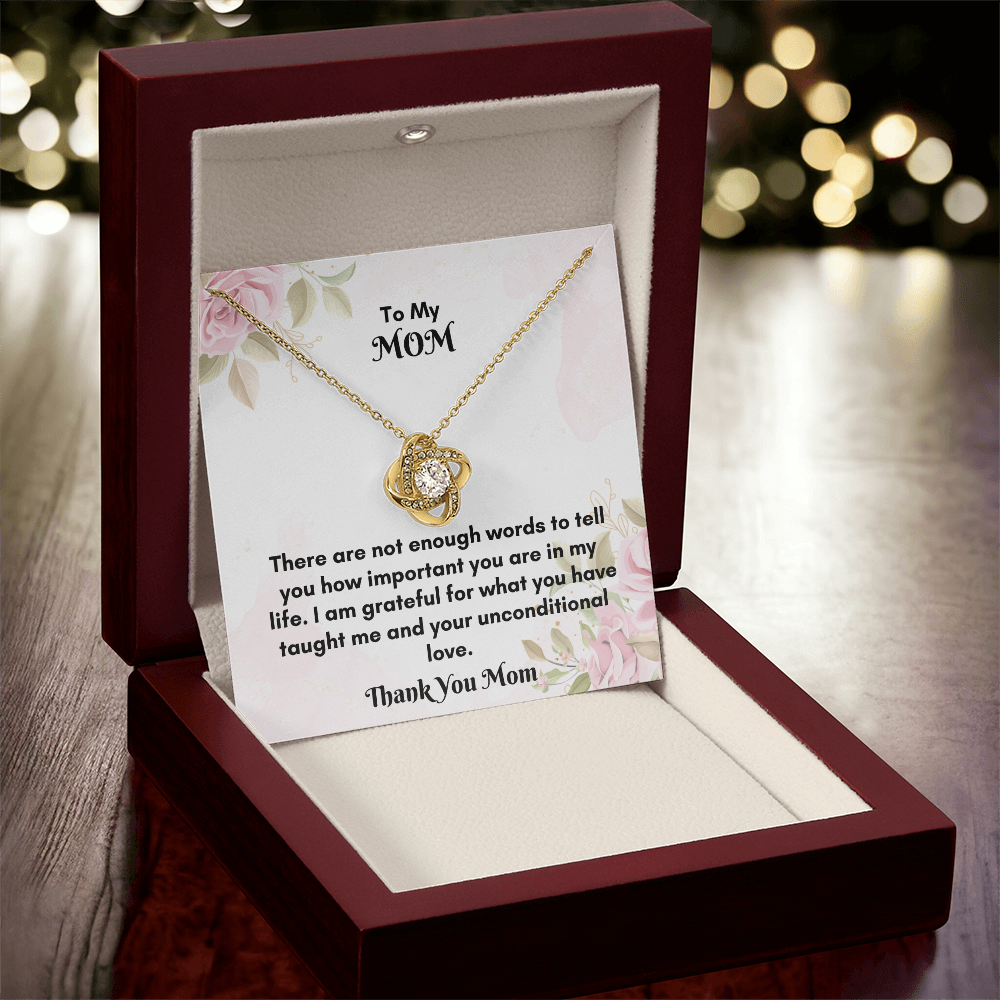 Elegant Love Knot Necklace for Meaningful Gift-Giving