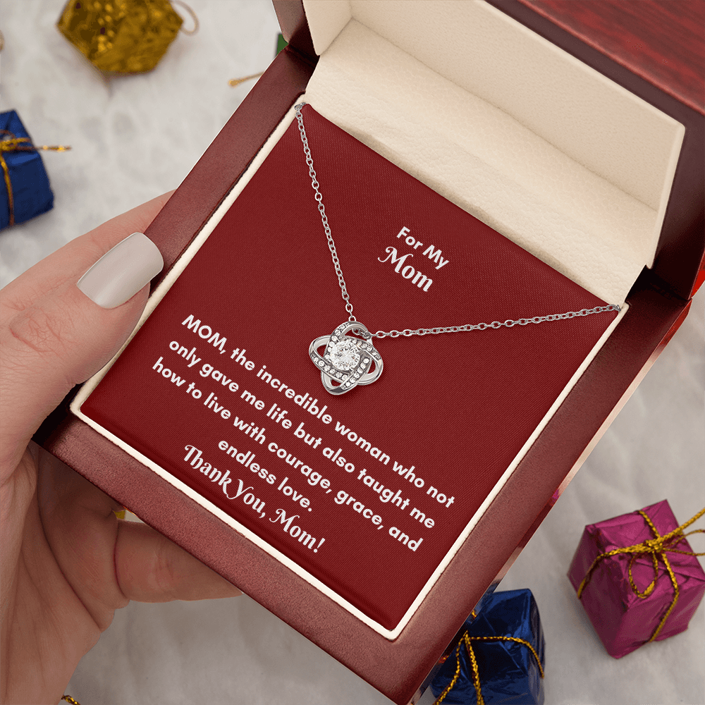 Timeless Love Knot Necklace for Mom – A Heartfelt Gift that Celebrates Your Bond