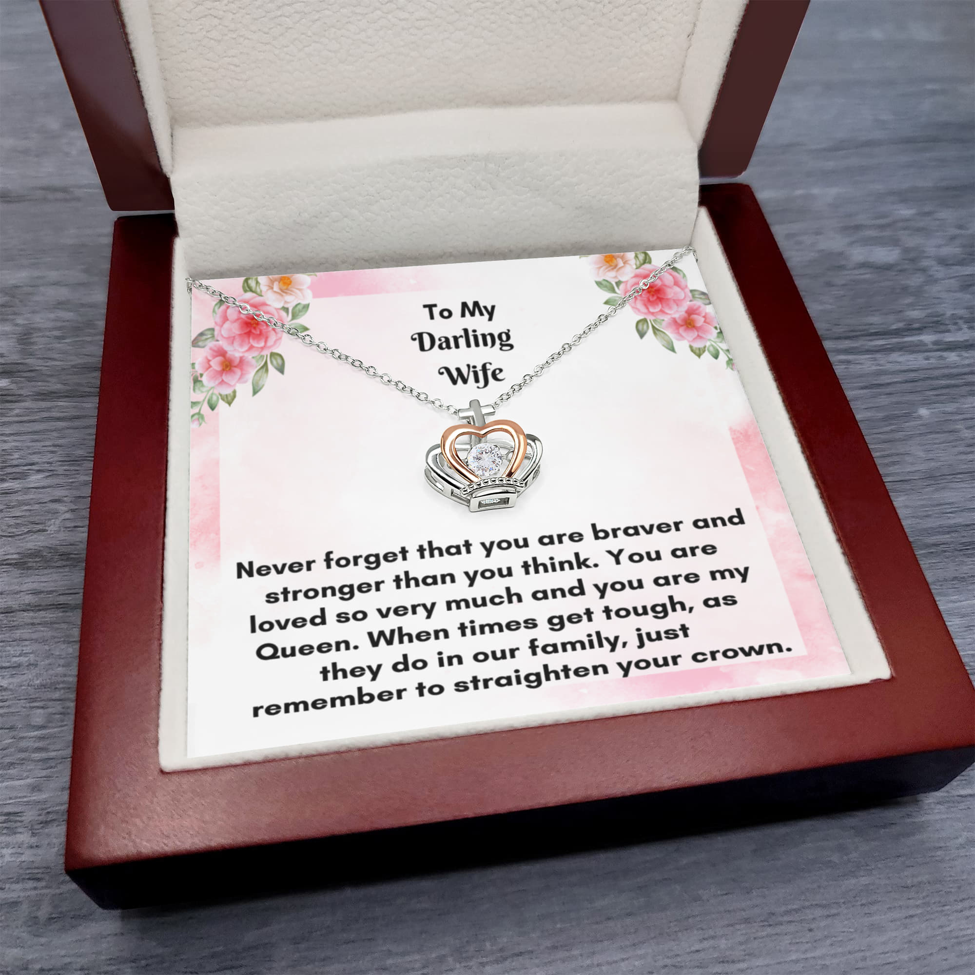 Elegant Crown Pendant Necklace - A Dazzling Gift of Royalty