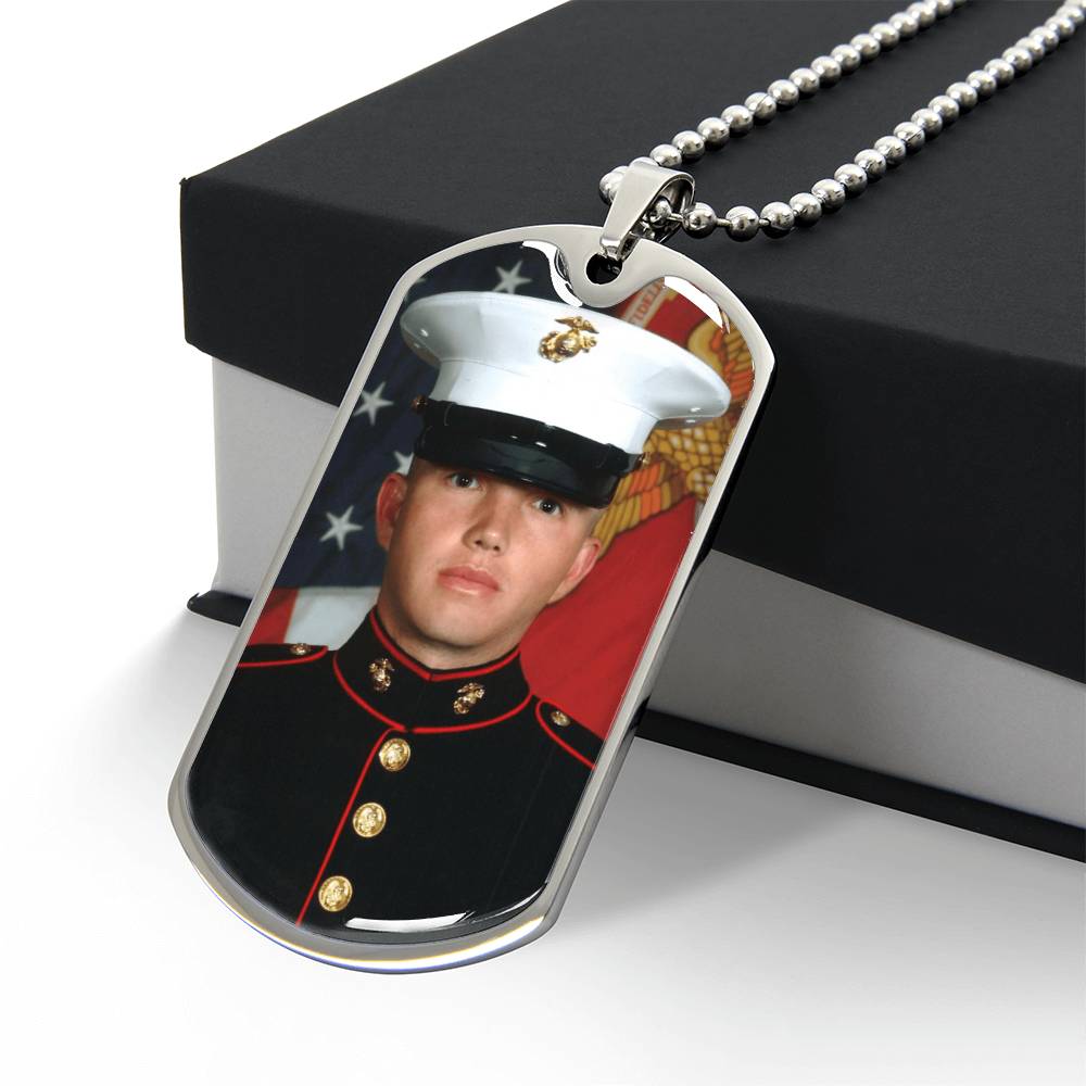 Personalized Dog Tag Necklace for Cherished Memories
