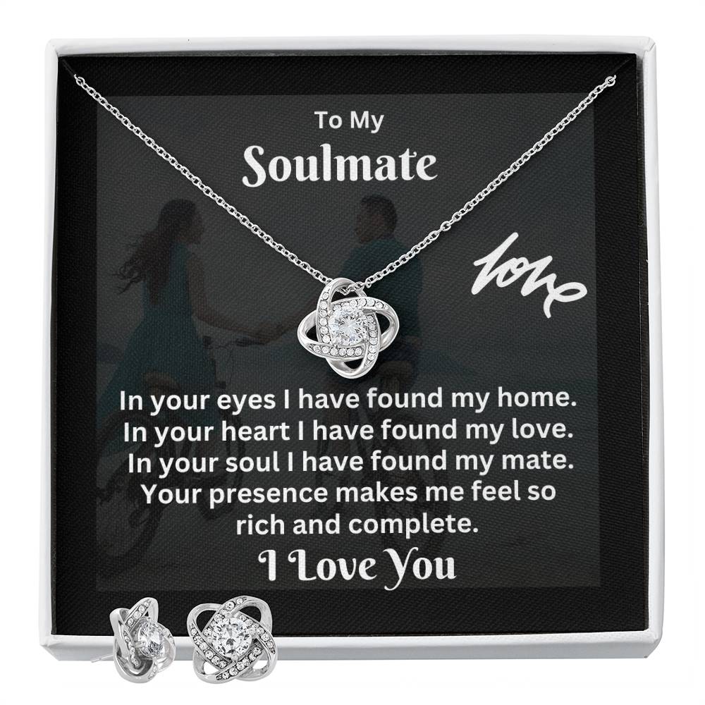 Elevate Your Love Story with the Love Knot Jewelry Set