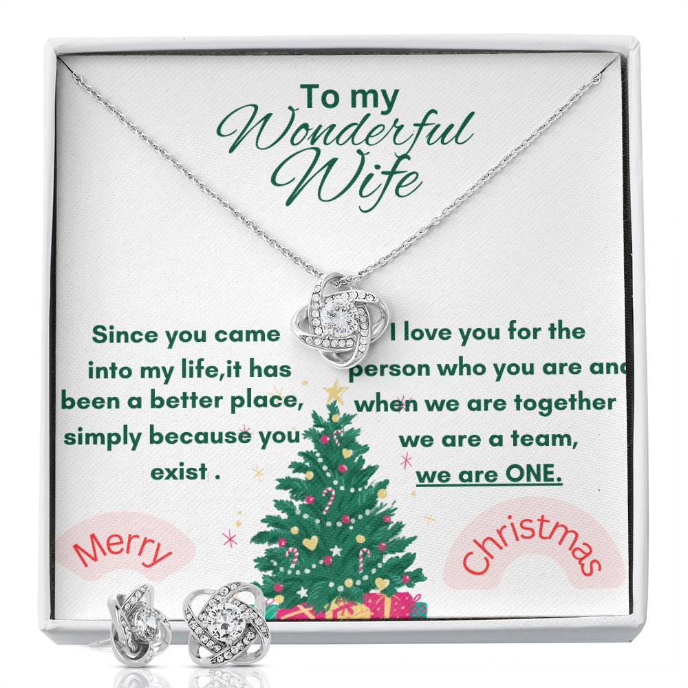 The Beautiful Love Knot Necklace with Matching Earrings