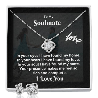 Elevate Your Love Story with the Love Knot Jewelry Set