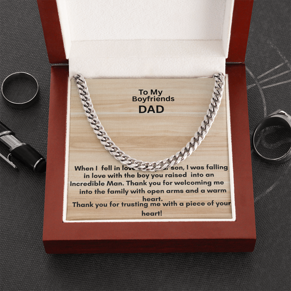 Cuban Link Chain for Dad – A Gift of Strength and Elegance