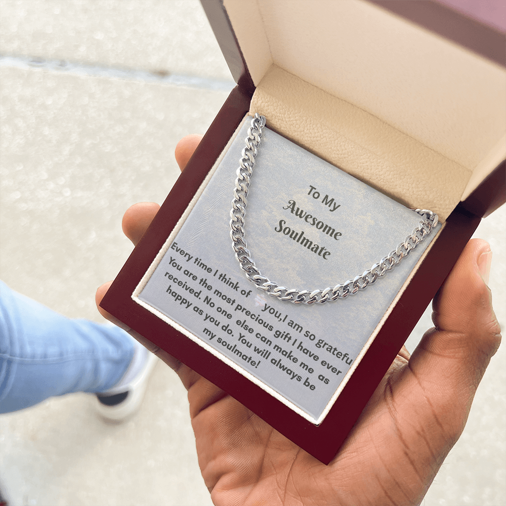 Elevate Your Style with Our Cuban Link Chain Necklace
