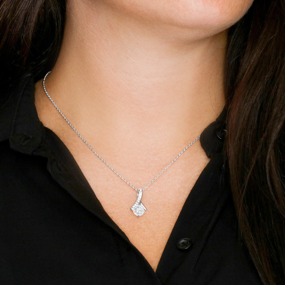 The Alluring beauty Necklace