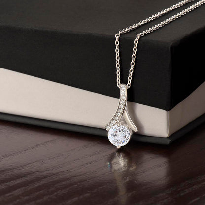 Alluring Beauty Necklace for Daughter – A Heartfelt Gift from Mom