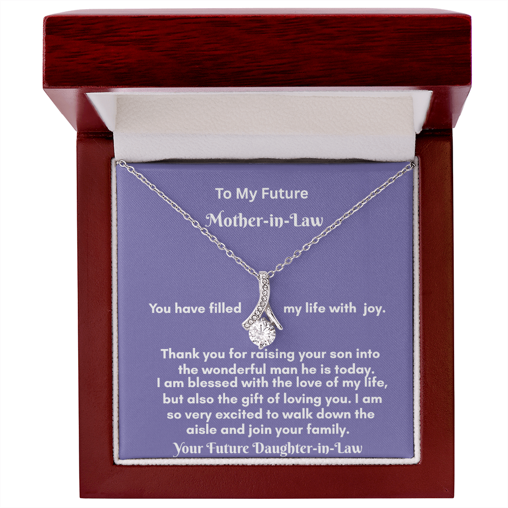 Alluring Beauty Necklace