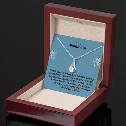 Alluring Beauty Necklacee – Gift Her Timeless Elegance