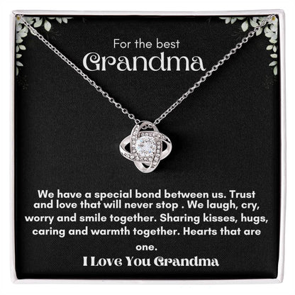 Love Knot Necklace for Grandma – A Timeless Gift to Celebrate Your Bond