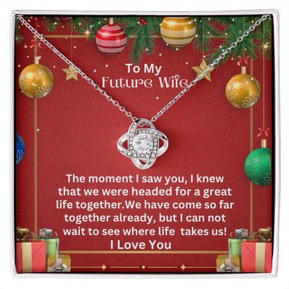 The Love Knot Necklace