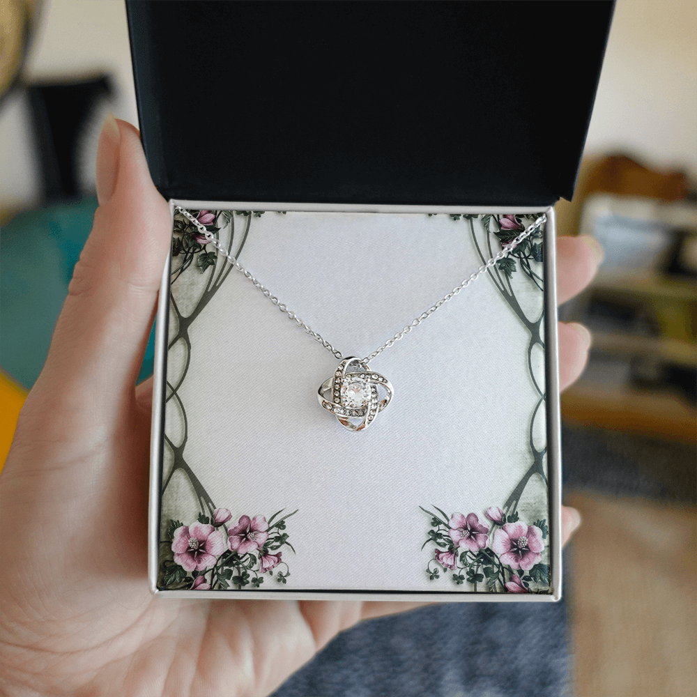 The Love Knot Necklace