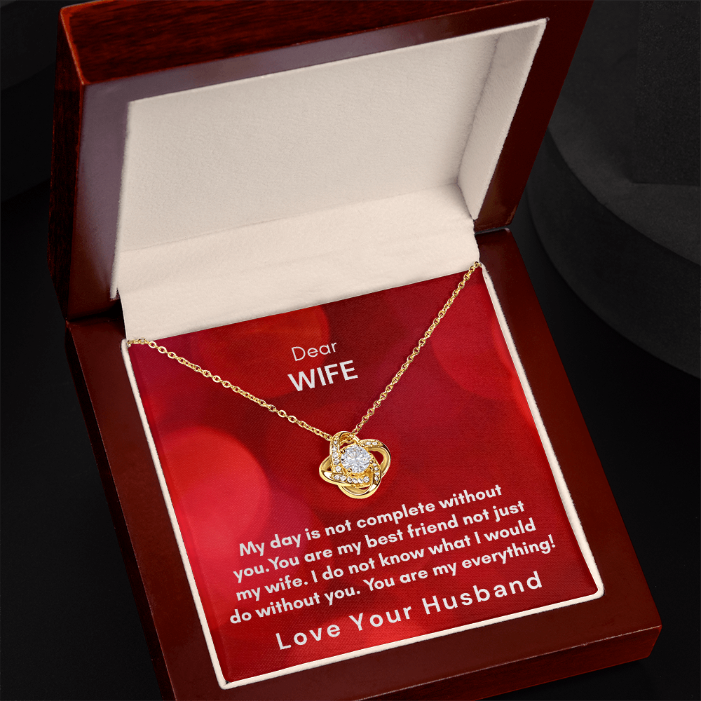 The Love Knot Necklace
