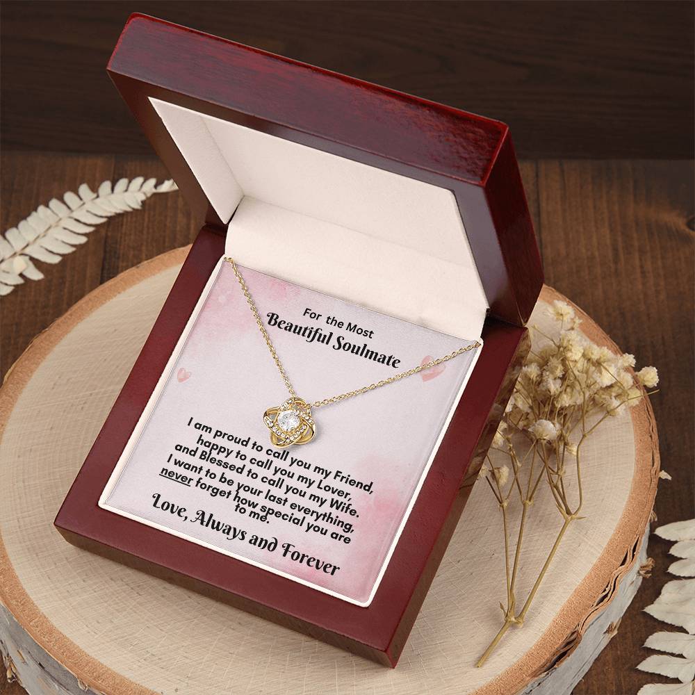 Heartfelt Love Knot Necklace Gift - Celebrate Your Unbreakable Bond