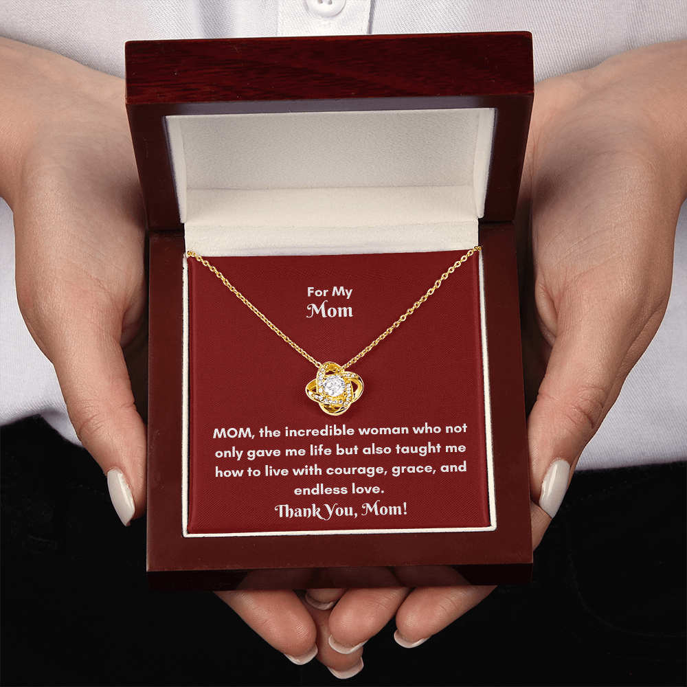 Timeless Love Knot Necklace for Mom – A Heartfelt Gift that Celebrates Your Bond