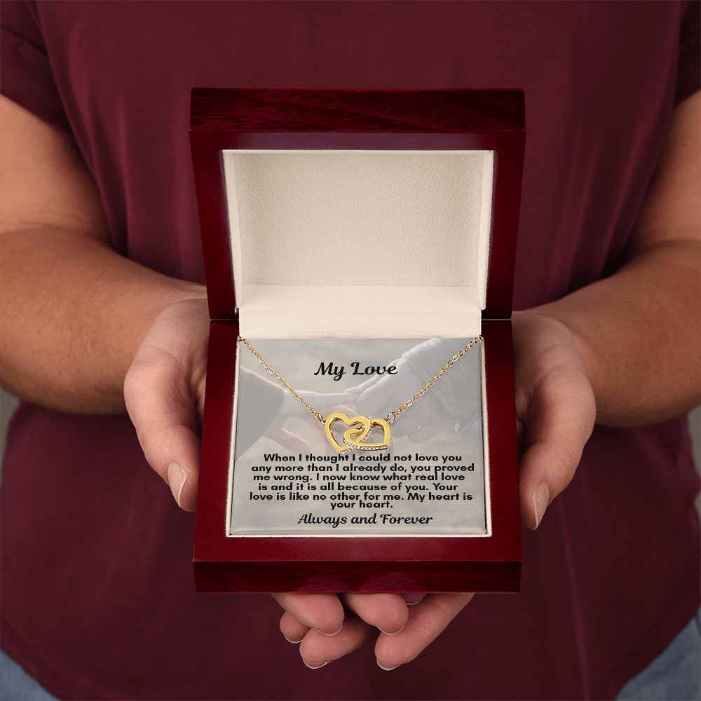The interlocking Hearts Necklace