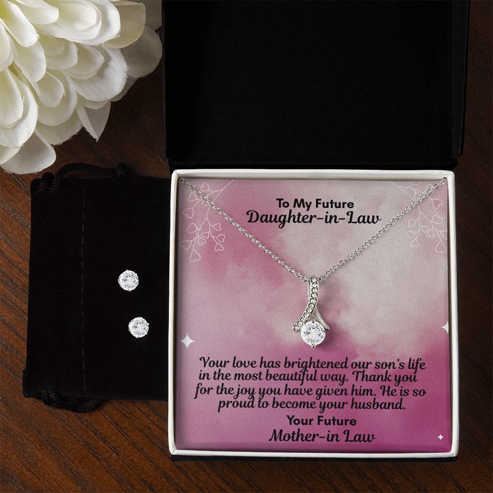 The Alluring Beauty Necklace and Earring Set