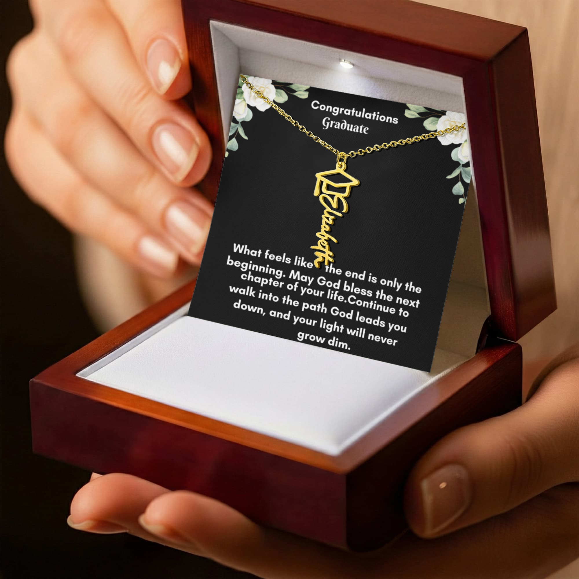 Personalized Graduation Necklace – A Cherished Keepsake for Celebrating Achievements